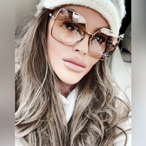 Fendi Rose Gold Sunglasses - Picture 1 of 11